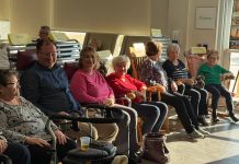 À Welland, on se berce pour mettre du soleil dans la vie des aînés