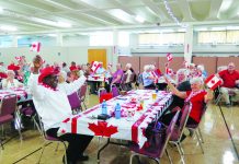 Steak, blé d’Inde, patates… et le patriotisme s’invite à dîner